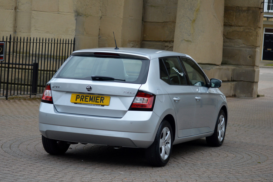 SKODA Fabia 