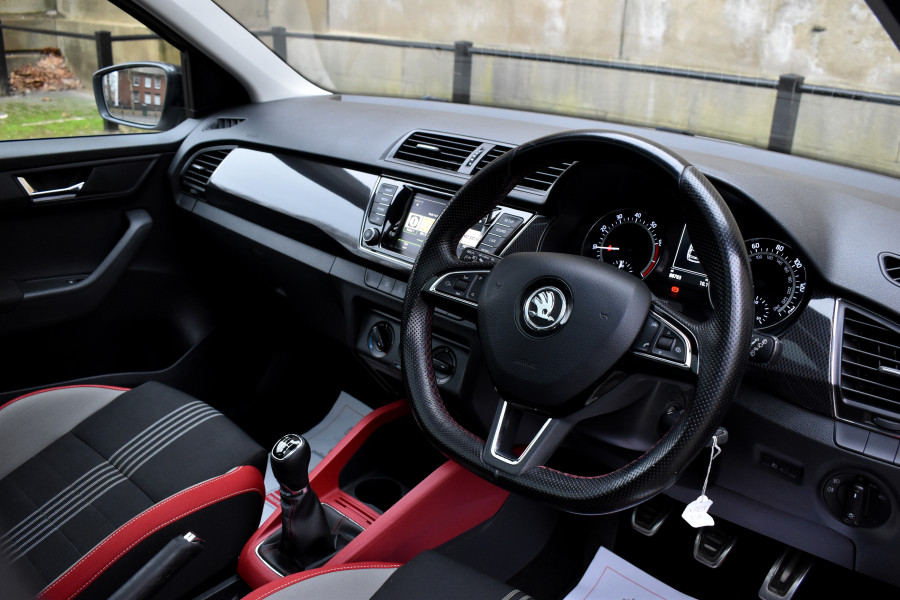 SKODA Fabia 