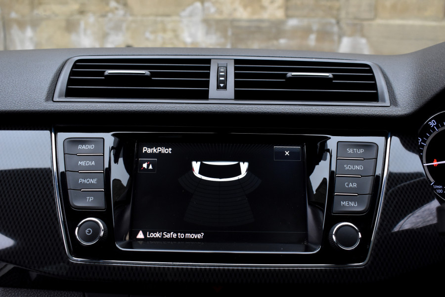 SKODA Fabia 