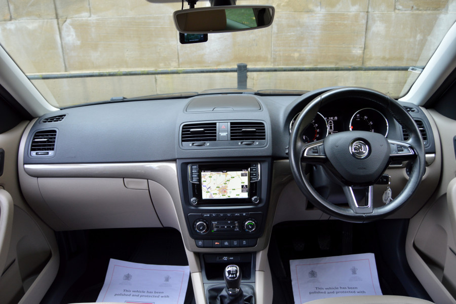 SKODA Yeti 