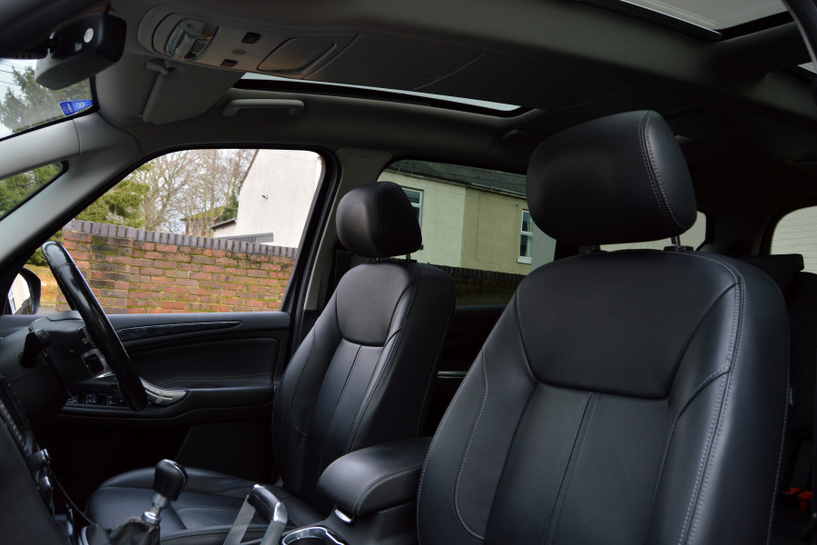 Ford Galaxy  