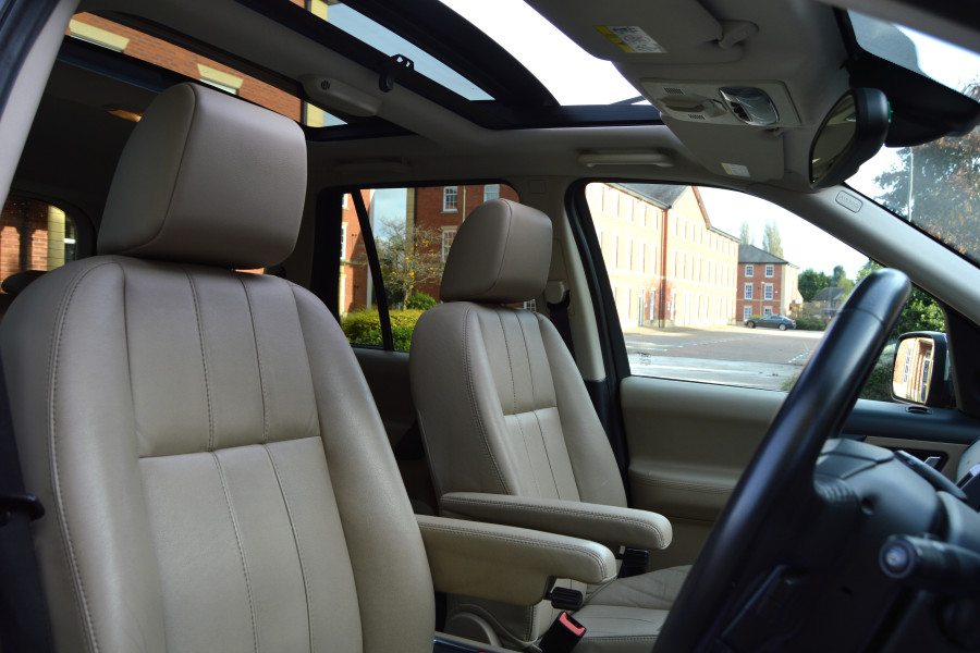 Land Rover Freelander 2 