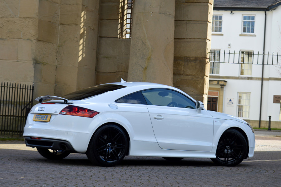 Audi TT 