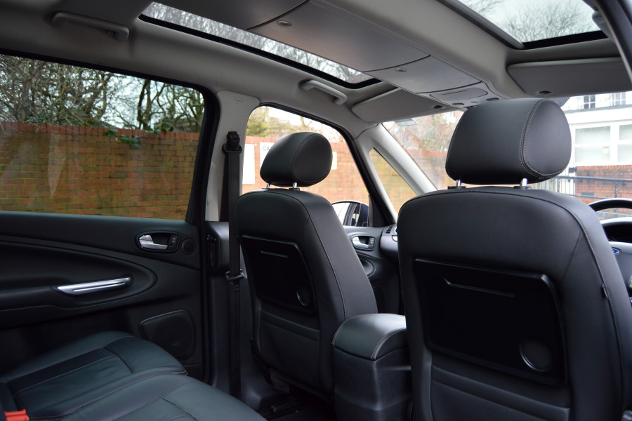 Ford Galaxy  